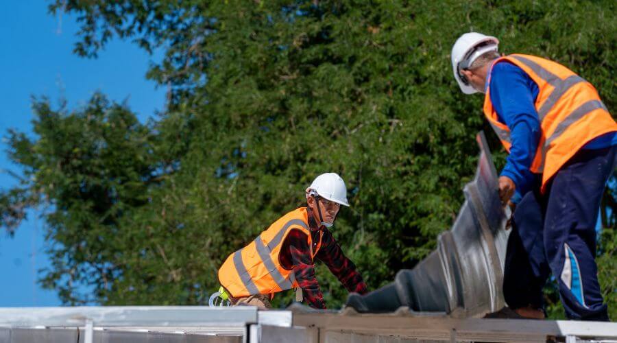 Expert new roof installation services in Thicket, TX